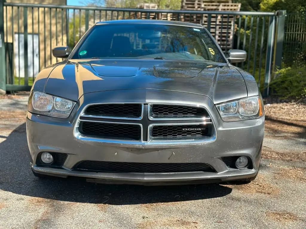 Main__Slider__Photo:Dodge Charger 3.6 V6 03/2011-0