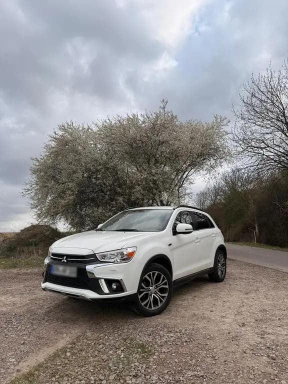 Main__Slider__Photo:Mitsubishi ASX 1.6 SUV | Scheckheftgepfleg... 02/2018-0