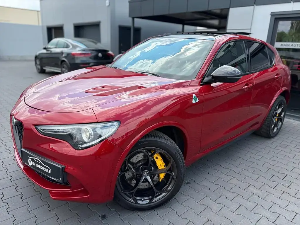 Main__Slider__Photo:Alfa Romeo Stelvio Quadrifoglio Q4*Harman/Kardon*ACC*Kamera 12/2020-1