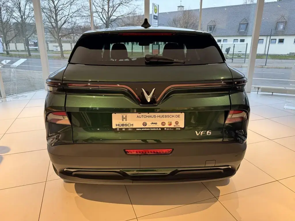 Main__Slider__Photo:VinFast VF6 59,6 kWh Plus null-1