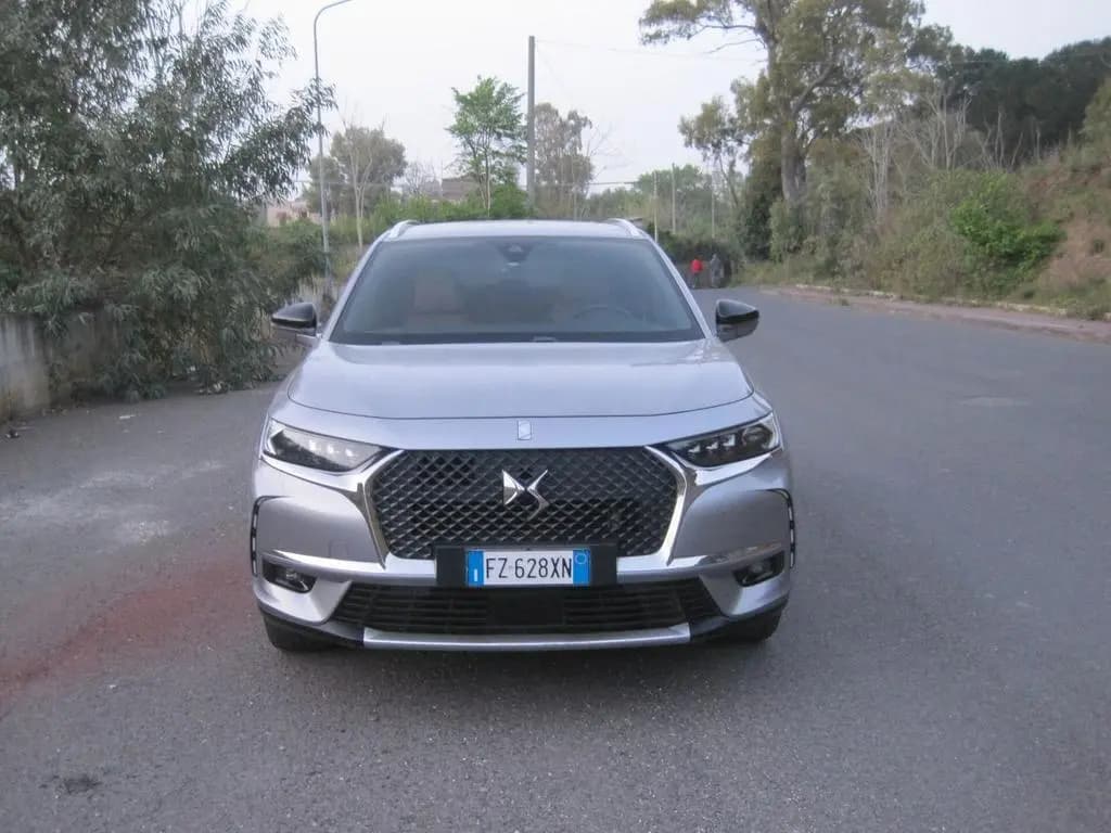 Main__Slider__Photo:DS Automobiles DS7 (Crossback) Ds 7 Crossback 2.0 Blue Hdi 180 EAT8 OPERA 04/2020-0
