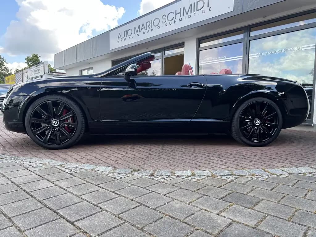 Main__Slider__Photo:Bentley Continental GTC 6.0lSpeed Mulliner m.Serviceheft 07/2011-0