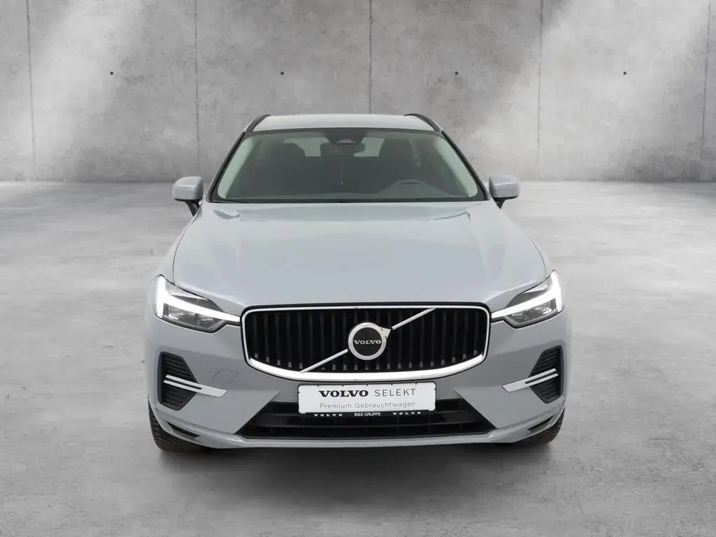 Main__Slider__Photo:Volvo XC60 B4 Diesel Core 2WD 11/2023-1