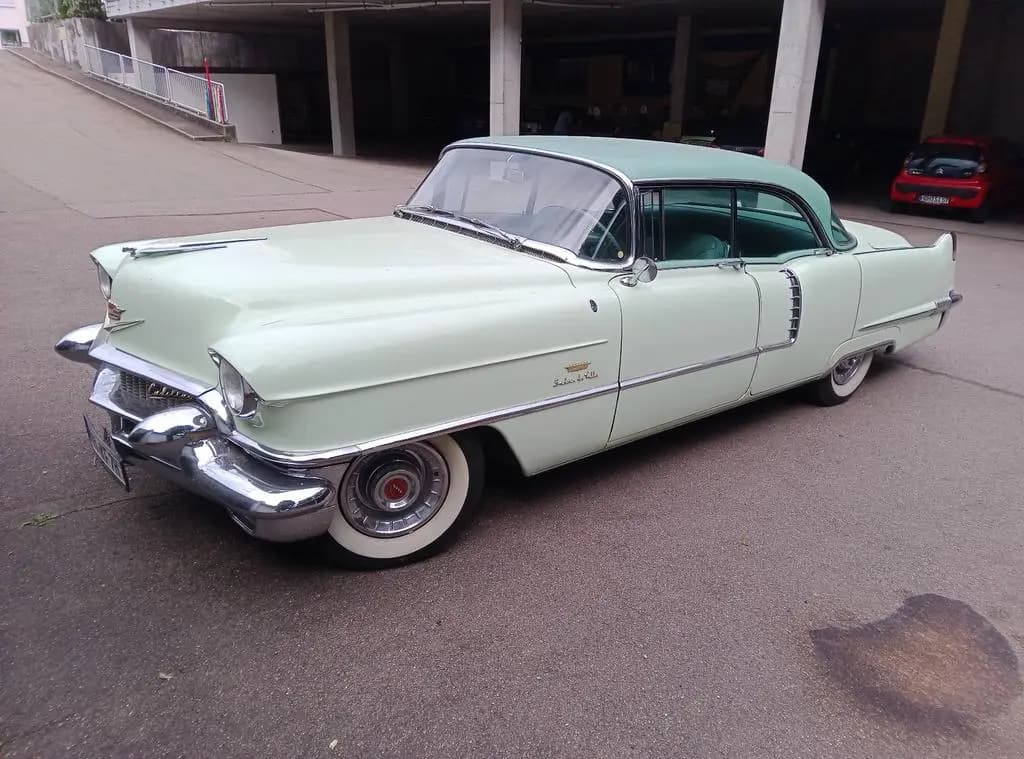Main__Slider__Photo:Cadillac 1956 Sedan Deville Survivor 06/1956-0