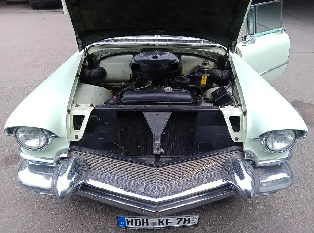 Main__Slider__Photo:Cadillac 1956 Sedan Deville Survivor 06/1956-1