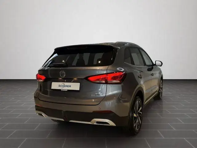 Main__Slider__Photo:MG ZS Hybrid+ Luxury MY25.5 null-1