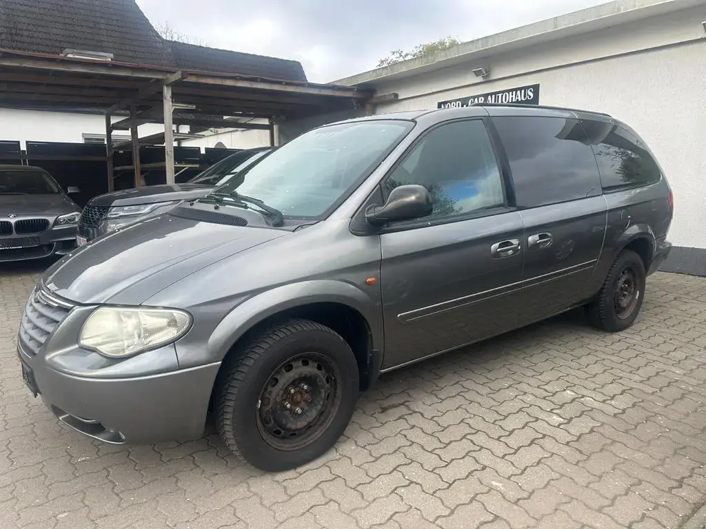Main__Slider__Photo:Chrysler Grand Voyager Automatikgetriebe im Notprogramm 05/2007-1