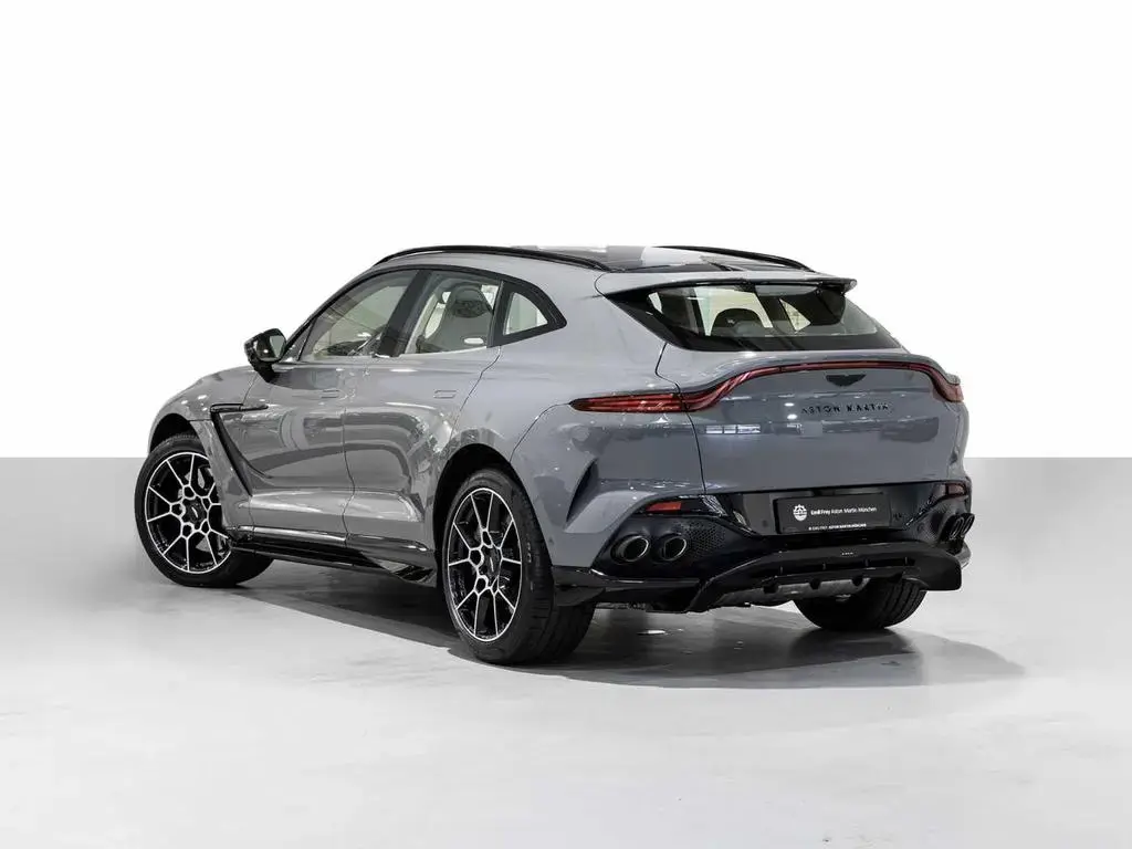 Main__Slider__Photo:Aston Martin DBX 707 -China Grey- null-1