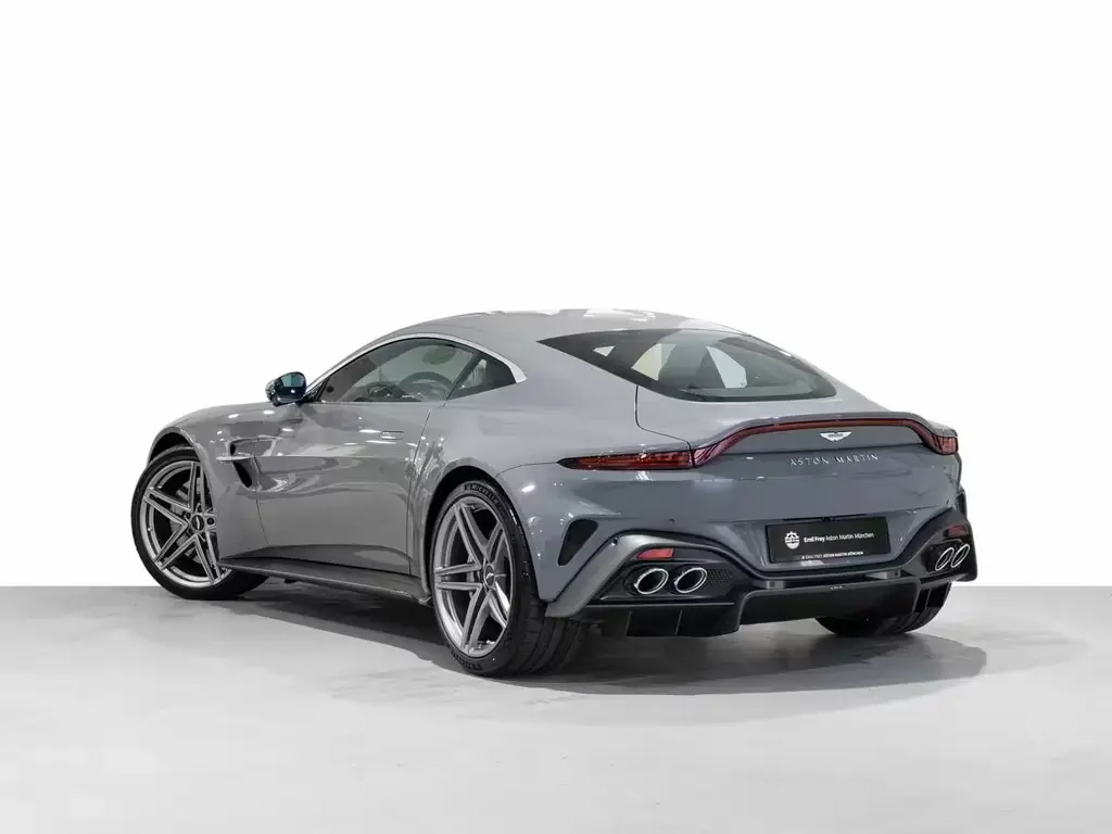 Main__Slider__Photo:Aston Martin V8 Vantage -China Grey- null-1