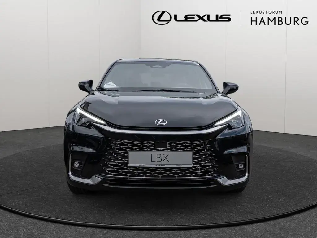 Main__Slider__Photo:Lexus LBX Relax MEMORY KAMERA HUD 360-GRAD-KAMERA 04/2026-1