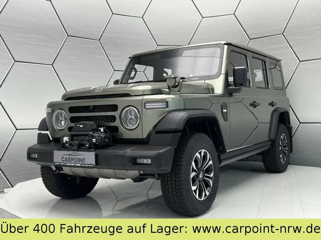 Main__Slider__Photo:BAW 212 Offroader LED Seilwinde Leder 2.0 Automatik null-0