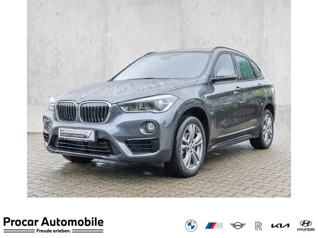 Main__Slider__Photo:BMW X1 sDrive18d Sport Line+AHK+PDC+Tempomat+SHZ+DAB 04/2019-0