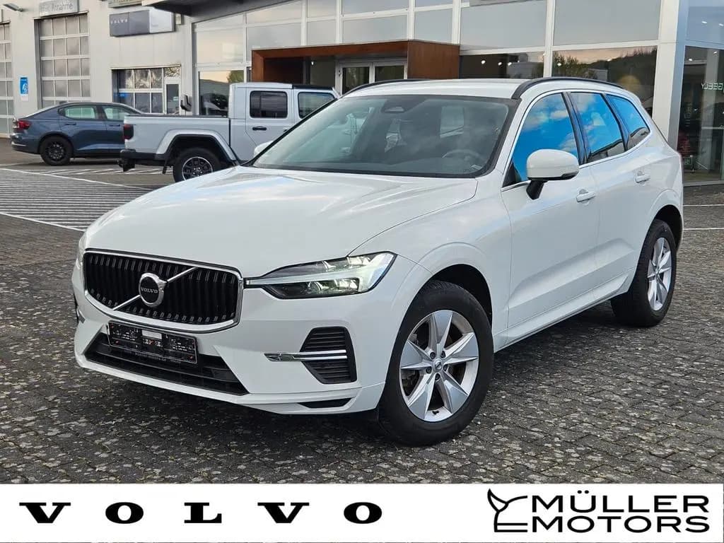 Main__Slider__Photo:Volvo XC 60 Momentum Pro 2WD 02/2022-0
