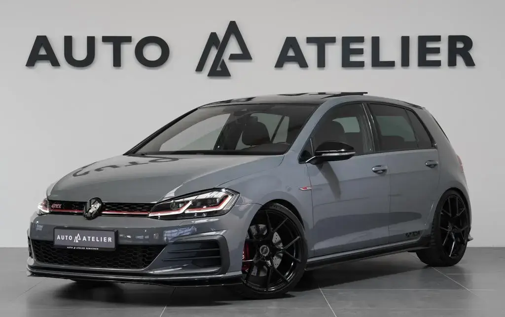 Main__Slider__Photo:Volkswagen Golf GTI TCR*AKRAPOVIC*PANO*R.KAM**VIRTUAL*NAVI* 11/2019-1