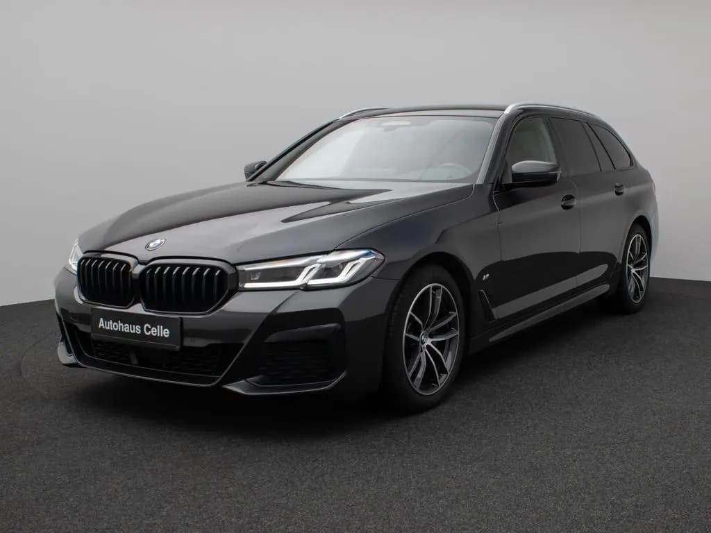 Main__Slider__Photo:BMW 5 Series 520d M Sport Kamera DAB HiFi Stop&Go Komfort 02/2022-0
