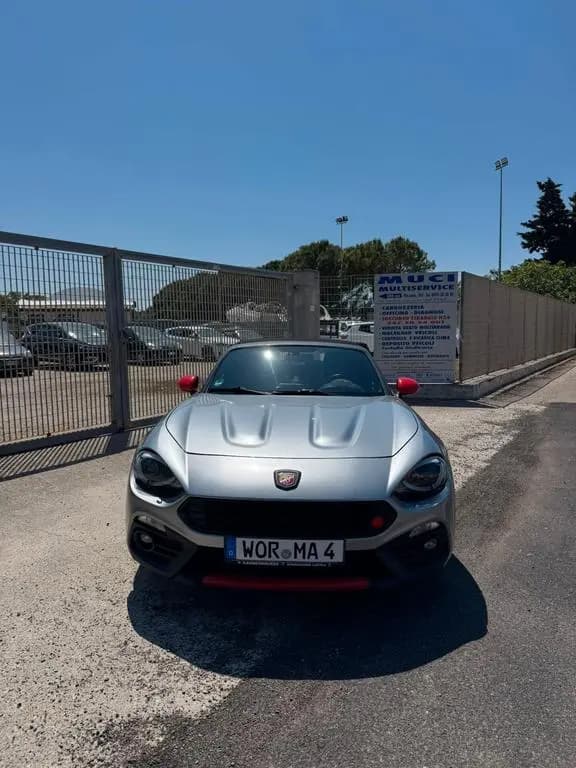 Main__Slider__Photo:Abarth 124 124 SPIDER - 1.4 TURBO MULTIAIR 170 CV SC 03/2017-0