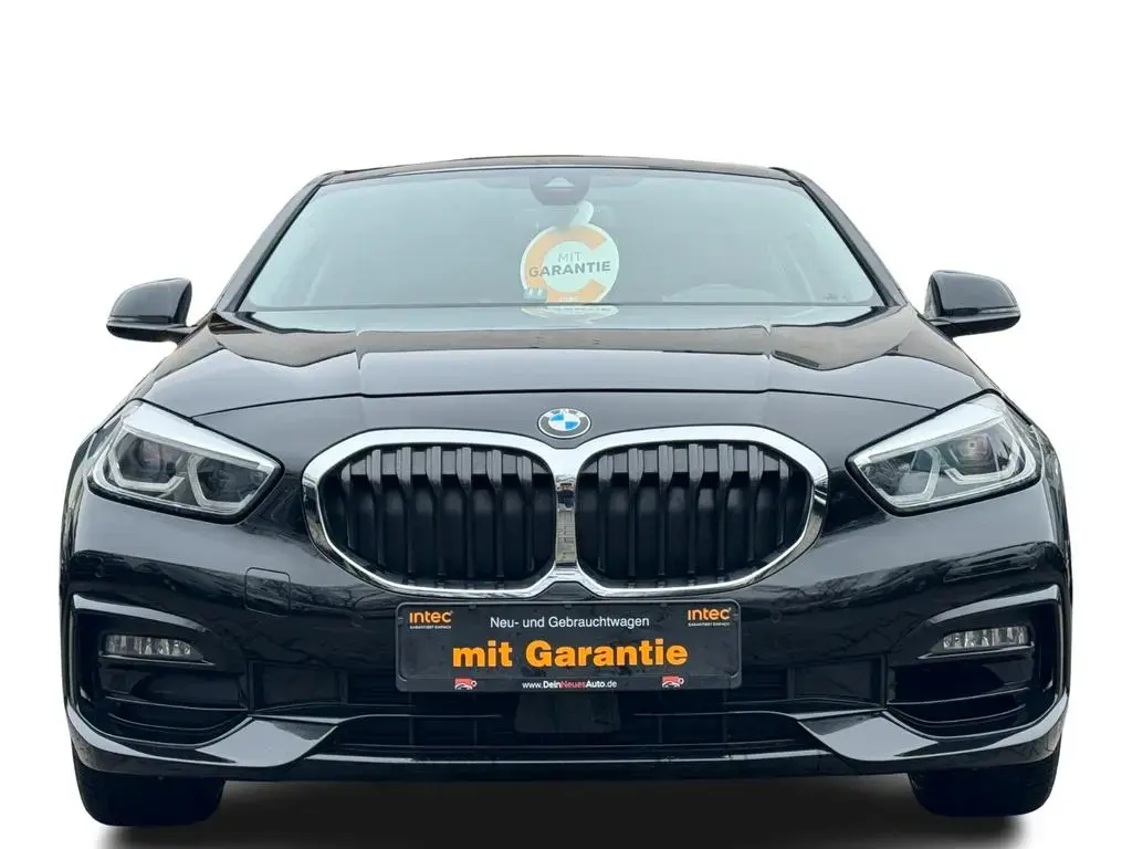 Main__Slider__Photo:BMW 1 Series 118i Sport-Line Kamera*M-Fahrwerk*LED 12/2019-1