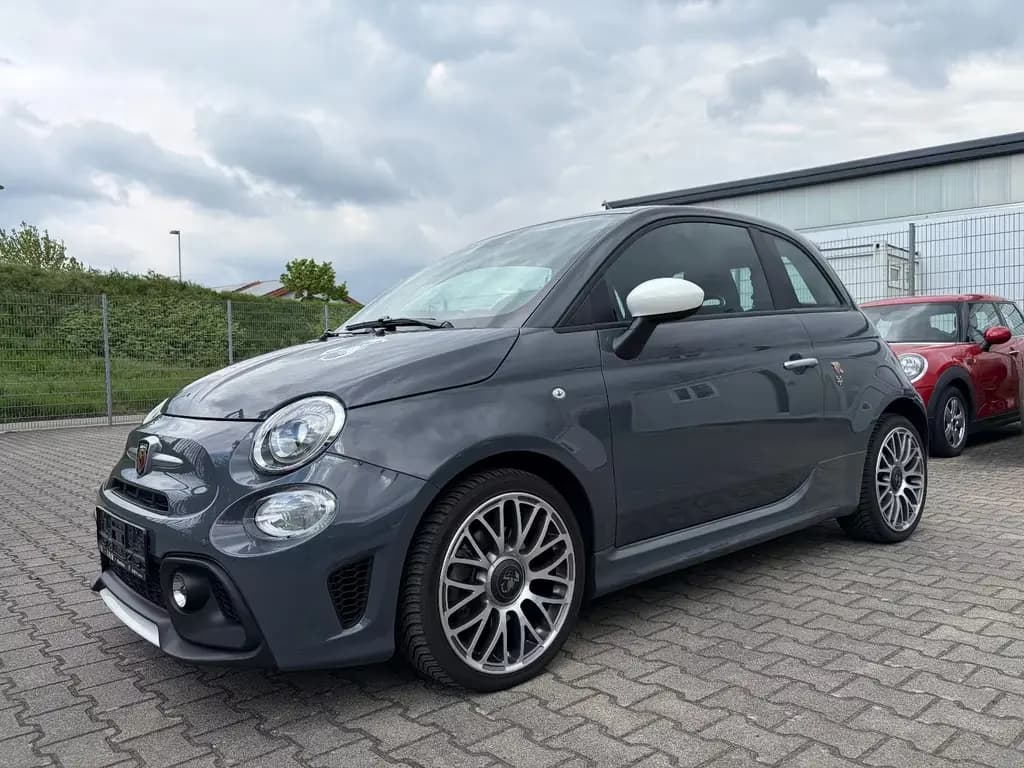 Main__Slider__Photo:Abarth 595 Klimaautomatik/Dig.Cockpit/Apple uvm. 03/2021-0