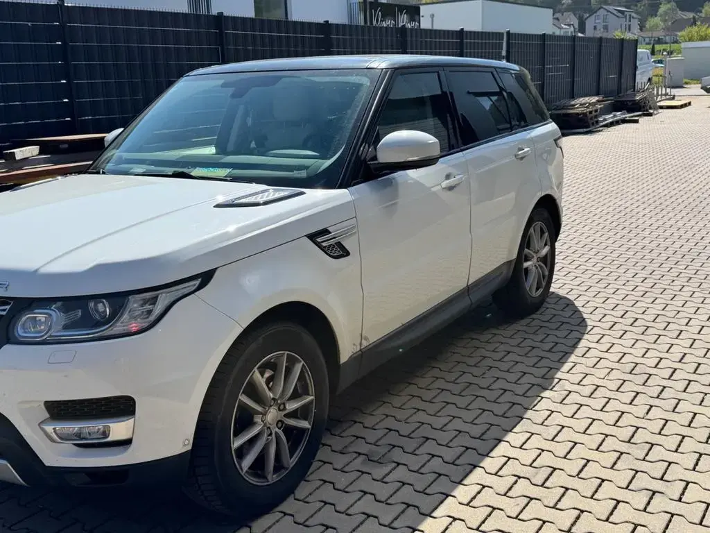 Main__Slider__Photo:Land Rover Range Rover Rover Sport 3.0 TDV6 HSE HSE 03/2015-1