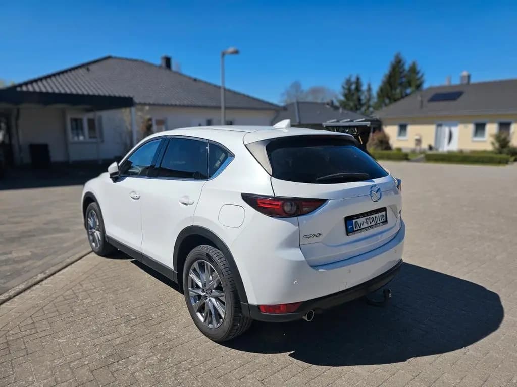 Main__Slider__Photo:Mazda CX-5 2.5 SKYACTIV-G 194 Signature+ Auto FWD ... 09/2018-0