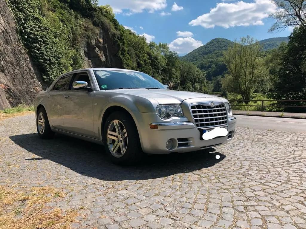 Main__Slider__Photo:Chrysler 300C 3.5 V6 Autom. - 10/2004-0