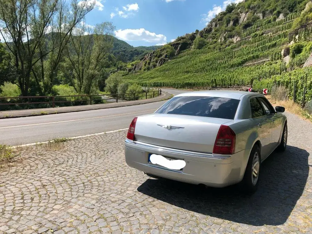 Main__Slider__Photo:Chrysler 300C 3.5 V6 Autom. - 10/2004-1