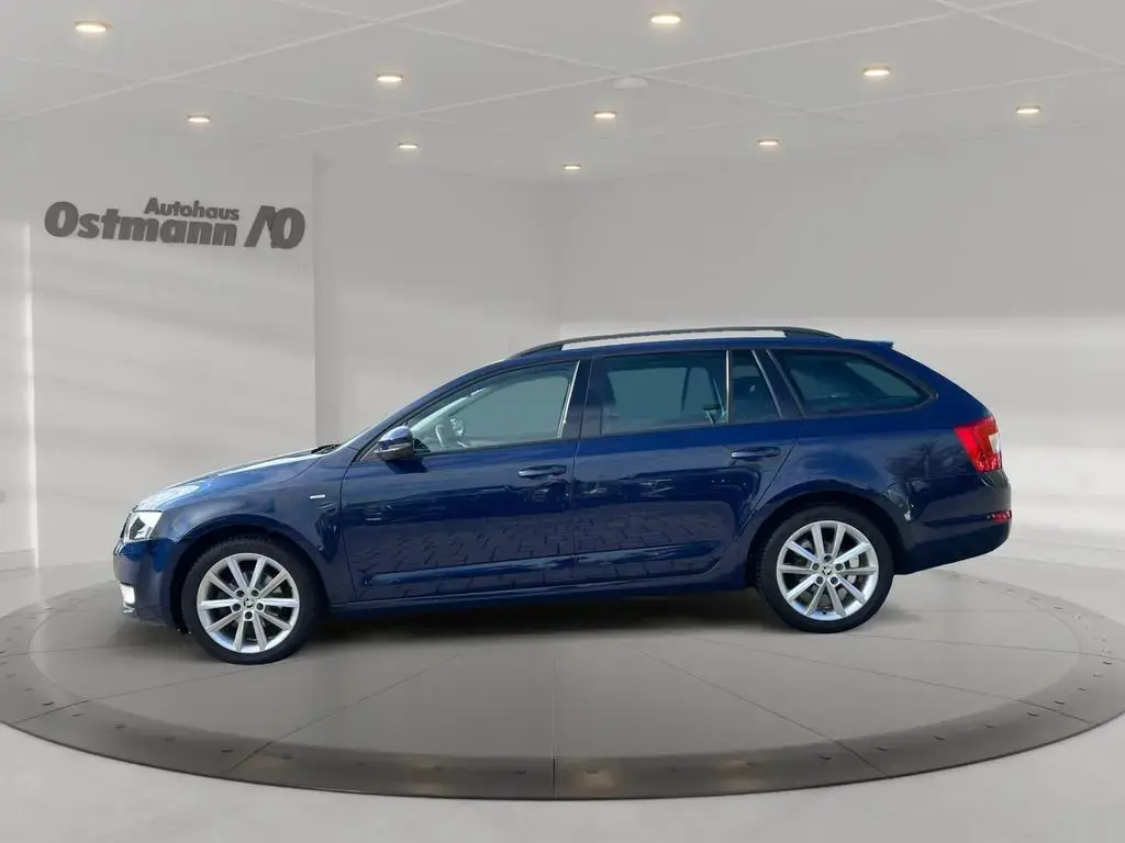 Main__Slider__Photo:Skoda Octavia Combi Joy 81kw TSI *Einparkhilfe*Anhänge 03/2016-1