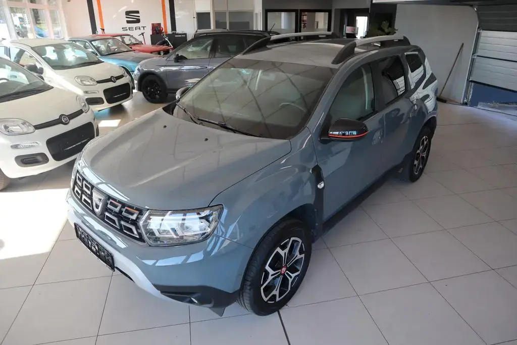 Main__Slider__Photo:Dacia Duster II Extreme/NAVI/SHZ/LED/360°/KLIMA 11/2022-1