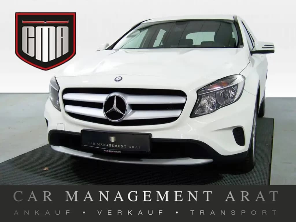 Main__Slider__Photo:Mercedes-Benz GLA 200 AUTOM 1.HAND+NAVI+KAMERA+SITZH+TEMP+AMBI 05/2014-0