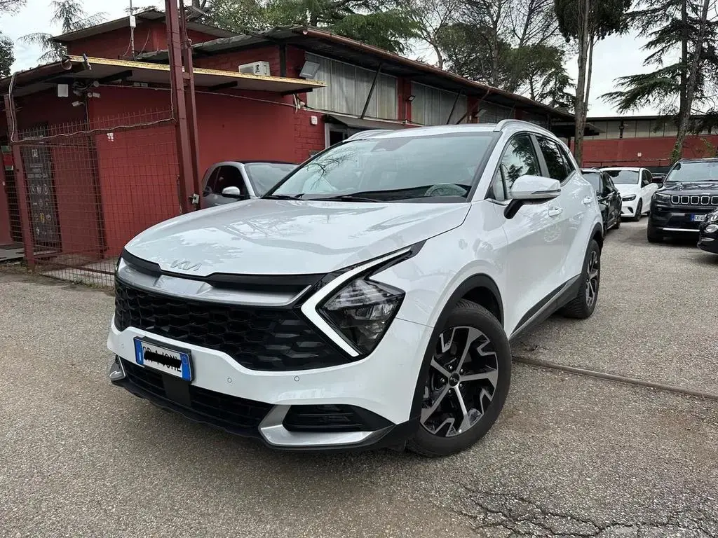 Main__Slider__Photo:Other Kia Sportage 1.6 CRDi MHEV DCT Style kamera REST 09/2023-1
