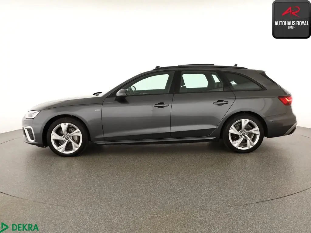 Main__Slider__Photo:Audi A4 AVANT 40 TFSI qu S LINE PANO,MATRIX,360GRAD 02/2023-1