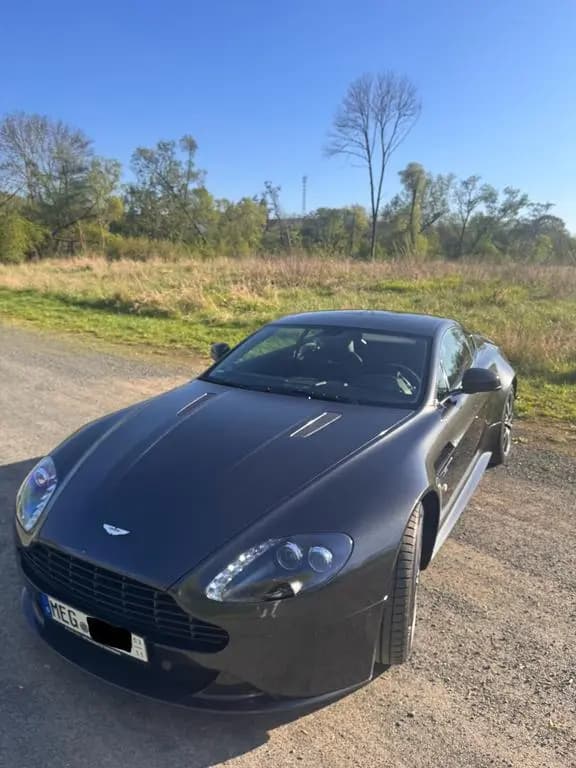 Main__Slider__Photo:Aston Martin Limitierte SP10 Sonderedition V8 Vantage S 06/2013-0