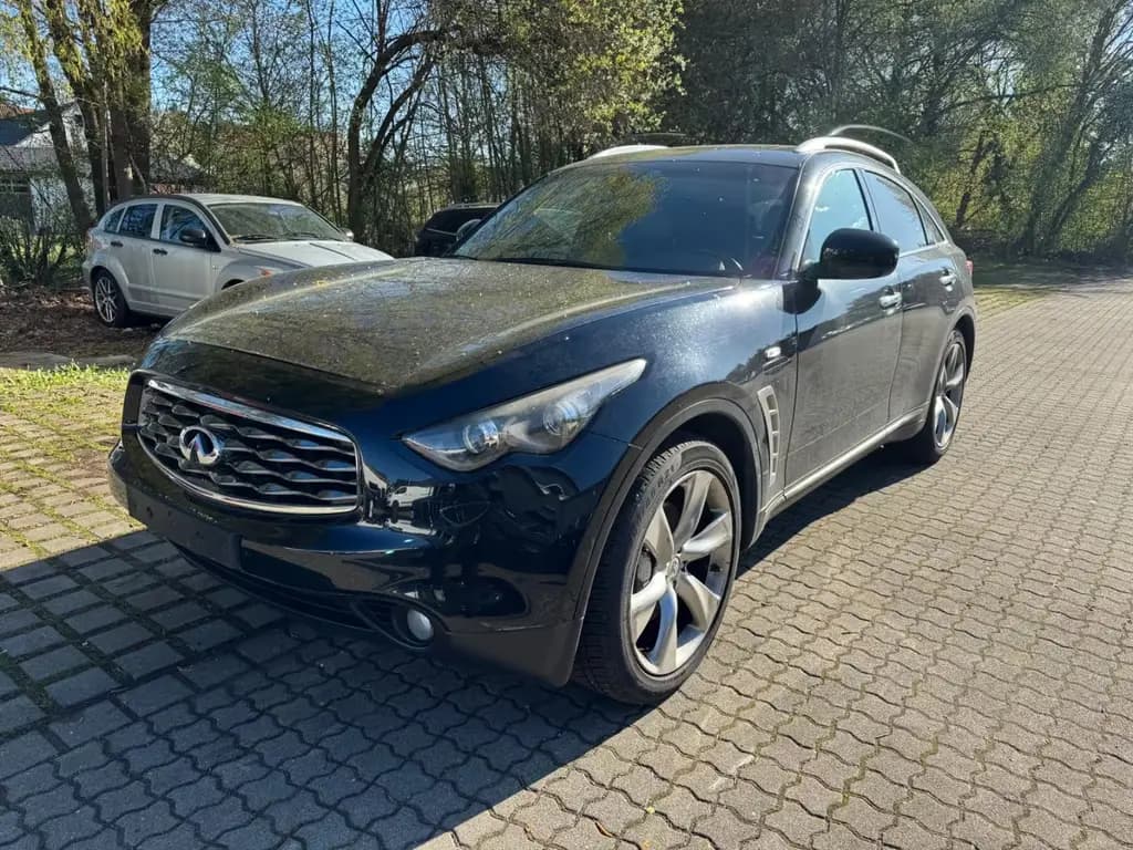 Main__Slider__Photo:Infiniti FX FX30d S 03/2011-0