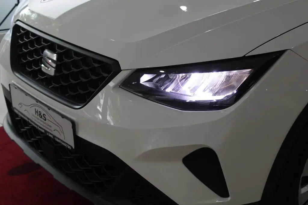 Main__Slider__Photo:Seat Arona 1.0 TSI Style 02/2023-1