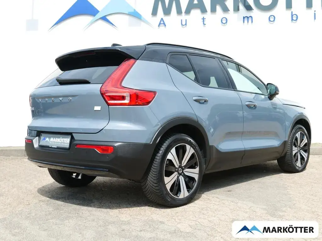 Main__Slider__Photo:Volvo XC40 P8 Recharge Plus ACC/BLIS/Wärmepumpe/Standh 04/2023-1