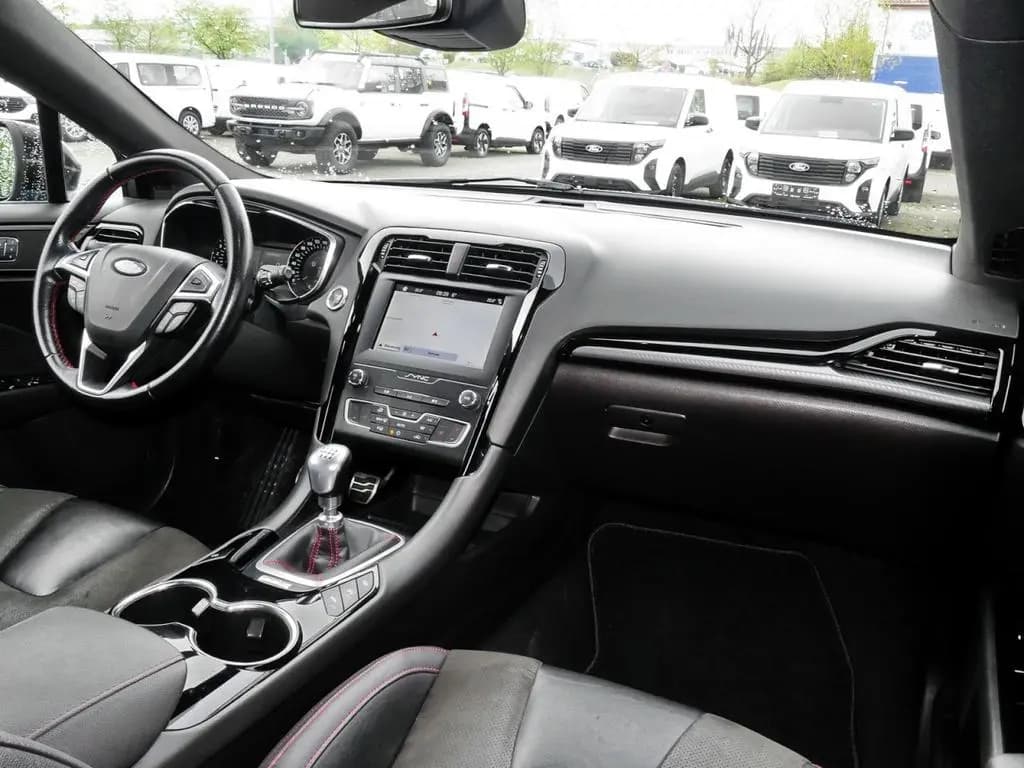 Main__Slider__Photo:Ford Mondeo ST-Line 1.5 EB Klima+ParkAssist+Tempomat 05/2019-0