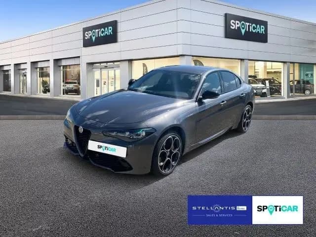 Main__Slider__Photo:Alfa Romeo Giulia Veloce Q4 01/2024-0