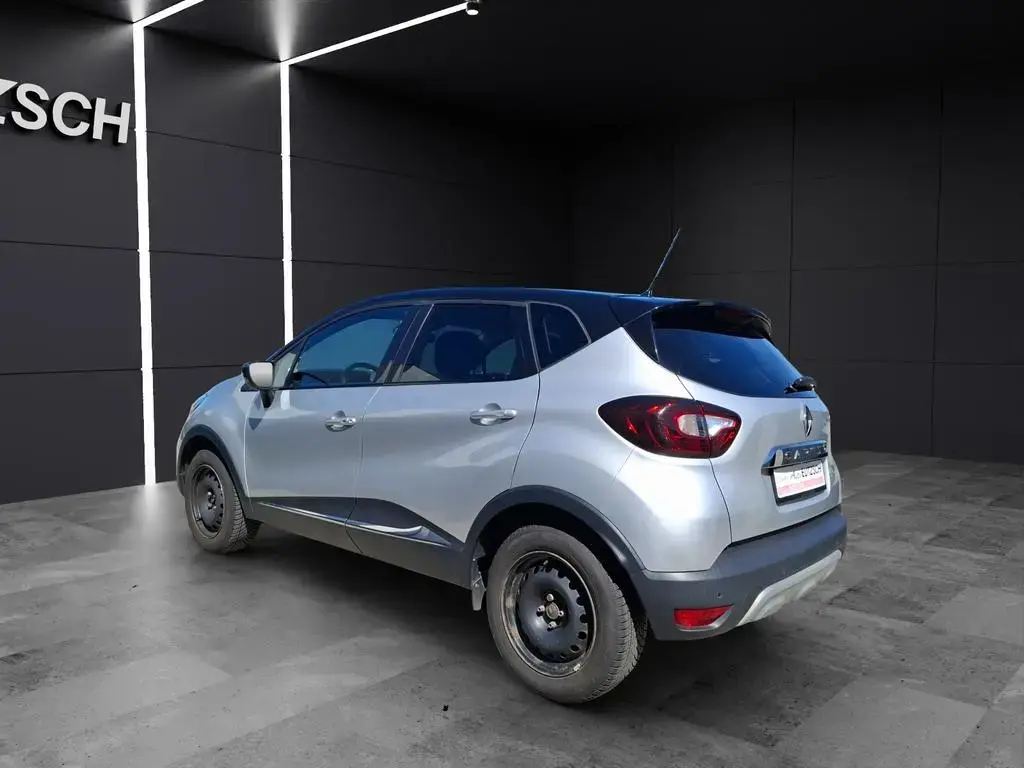 Main__Slider__Photo:Renault Captur 1.3 TCe 130 Collection LED Navi Kamera SH 07/2019-1