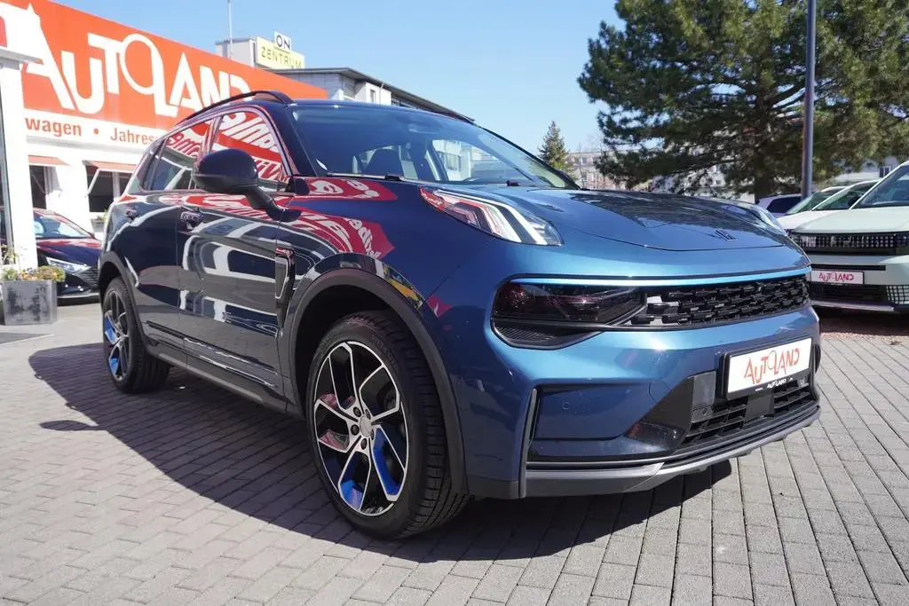 Main__Slider__Photo:Lynk&Co 01 1.5 TD PHEV Aut. LED ACC 360° Pano 12/2022-1