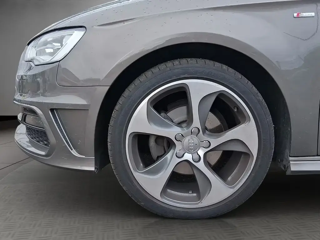 Main__Slider__Photo:Audi A3 ambiente ultra+ALCANTARA*S-LINE*SCHECKHEFT* 08/2014-1