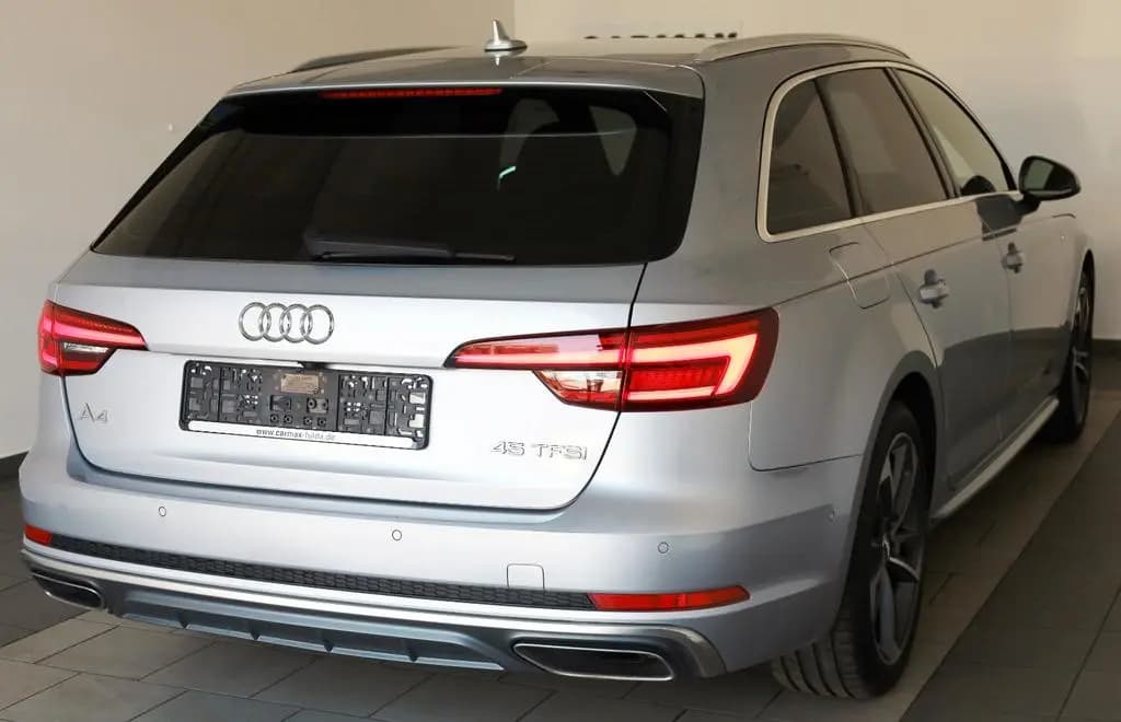 Main__Slider__Photo:Audi A4 Avant 45 TFSI S Line Leder,Navi,LED,Panorama 03/2019-0