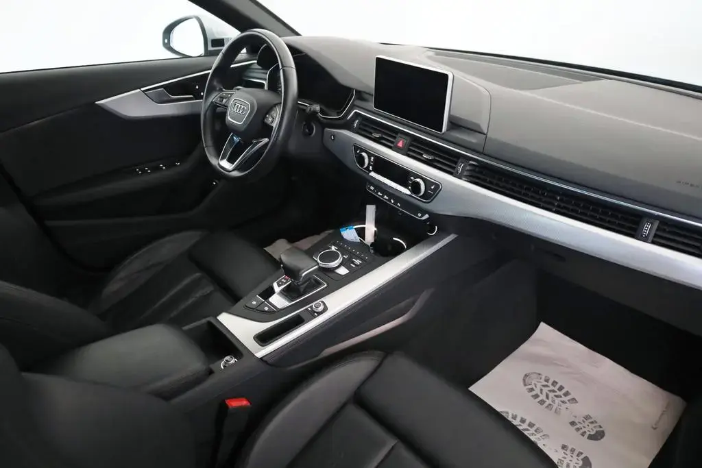 Main__Slider__Photo:Audi A4 Avant 45 TFSI S Line Leder,Navi,LED,Panorama 03/2019-1