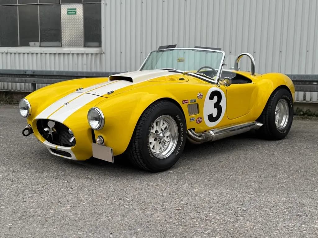 Main__Slider__Photo:Cobra Andere*Cobra* Schalter*V8*Sidepipes 11/1969-0