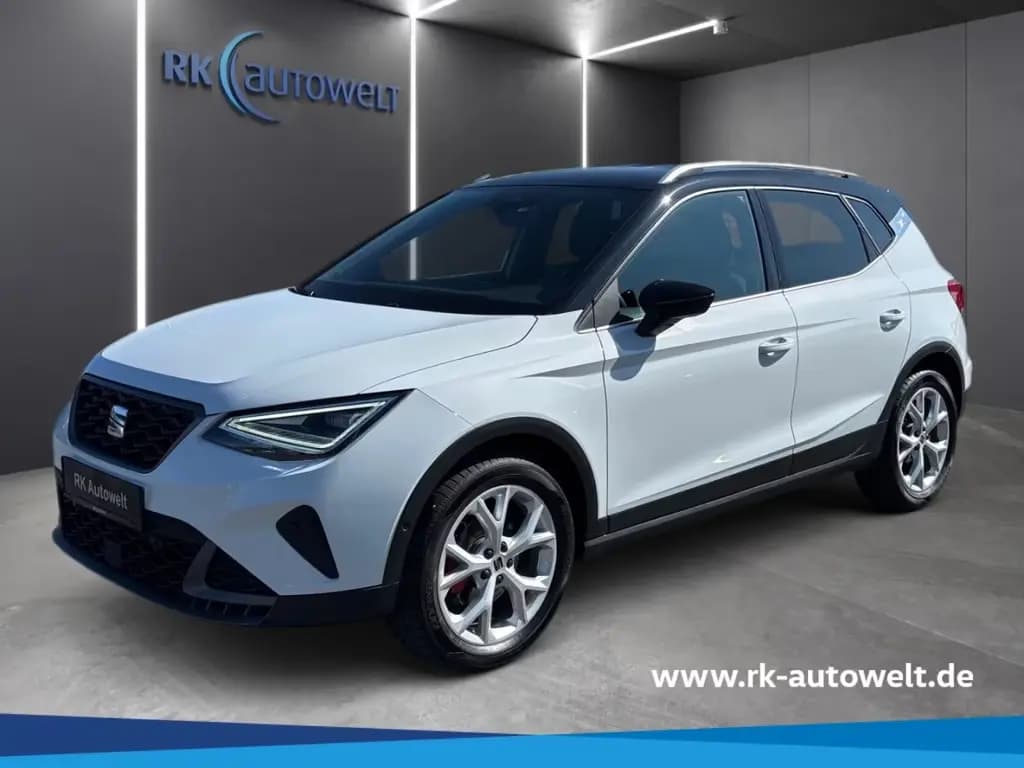 Main__Slider__Photo:Seat Arona FR 1.5 TSI LED Navi Kamera FullLink 04/2023-0
