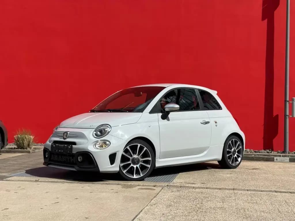 Main__Slider__Photo:Abarth 595 11/2016-0