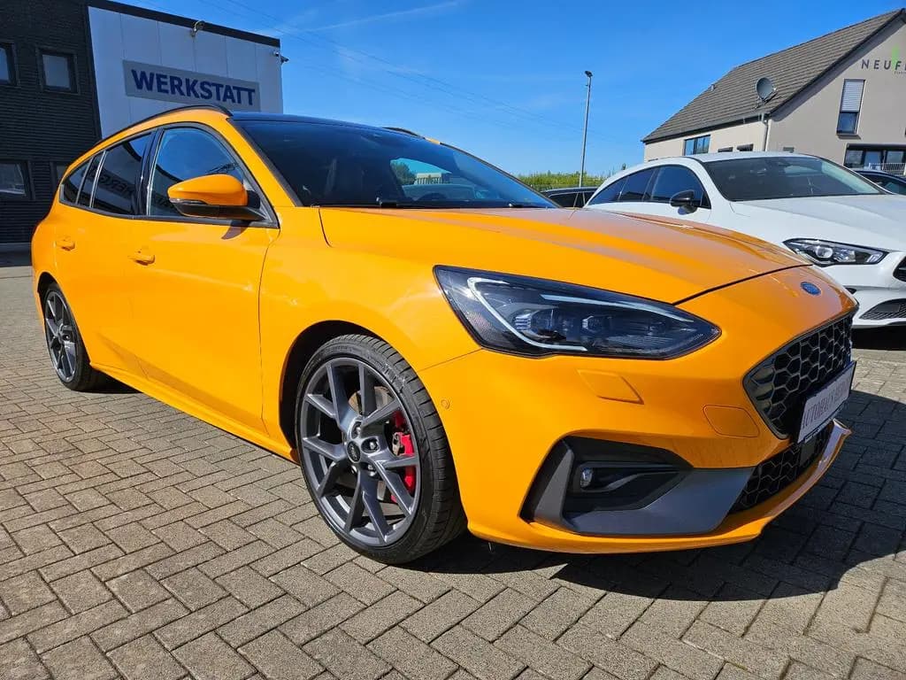 Main__Slider__Photo:Ford Focus Turnier ST 2,3 EcoBoost 03/2020-0