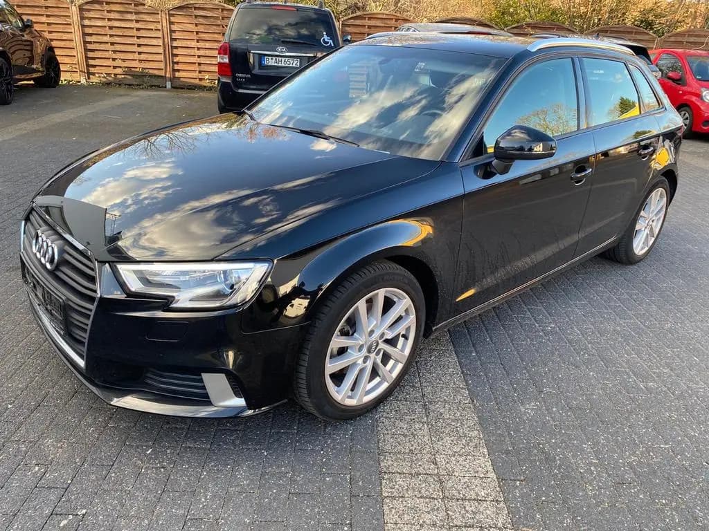 Main__Slider__Photo:Audi A3 Sportback sport-AHK+NAVI+DAB+XENON PLUS 01/2019-0