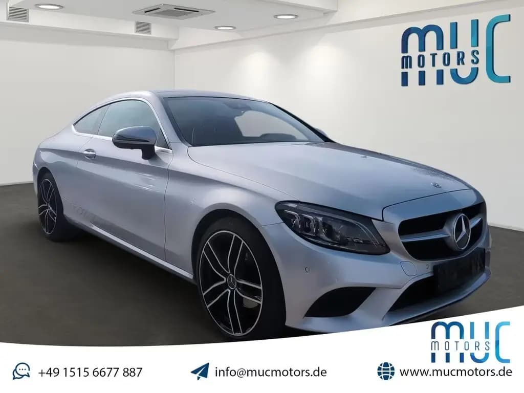 Main__Slider__Photo:Mercedes-Benz C 220 d Coupe 9G-TRONIC/Ambiente/Burmester/Pano 10/2020-0