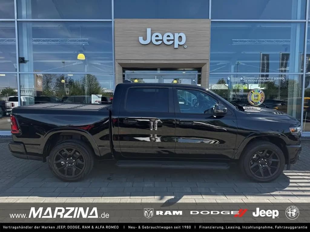 Main__Slider__Photo:Dodge RAM 1500 Laramie Night Top Ausstattung 3 Jahre G null-0