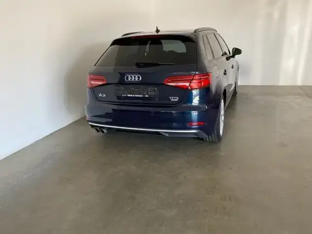 Main__Slider__Photo:Audi A3 Sportback sport 1.4 TFSI ultra NAVI+SHZ+EPH 02/2017-1